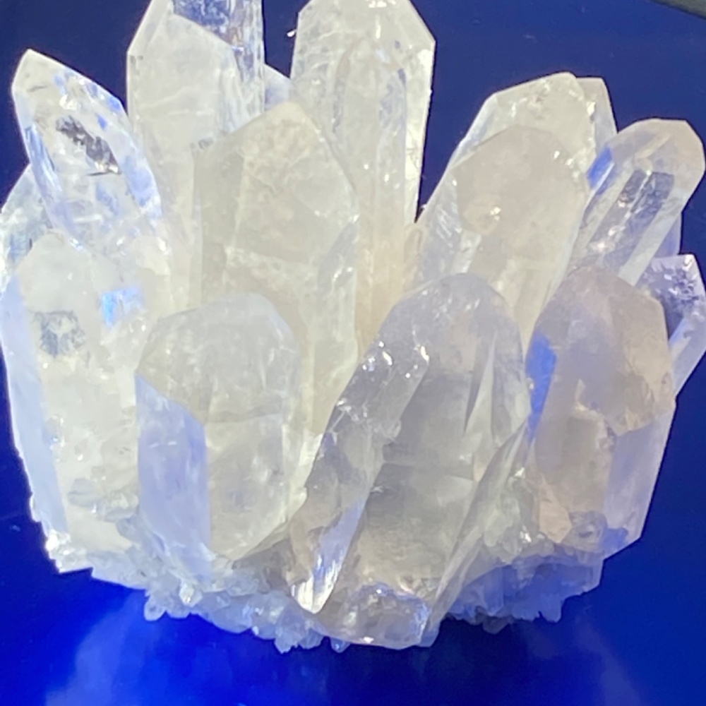 Clear Quarts cluster mineral  from Madagascar 429grams  3"x3 1/2" - Picture 2 of 7